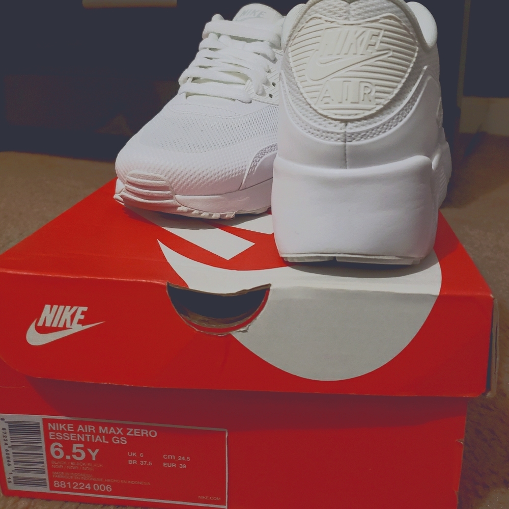 Nike Air Max Zero Essential GS